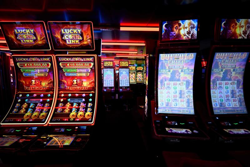 Menjelajahi Dunia mpo500 casino dan Keuntungan yang Ditawarkan