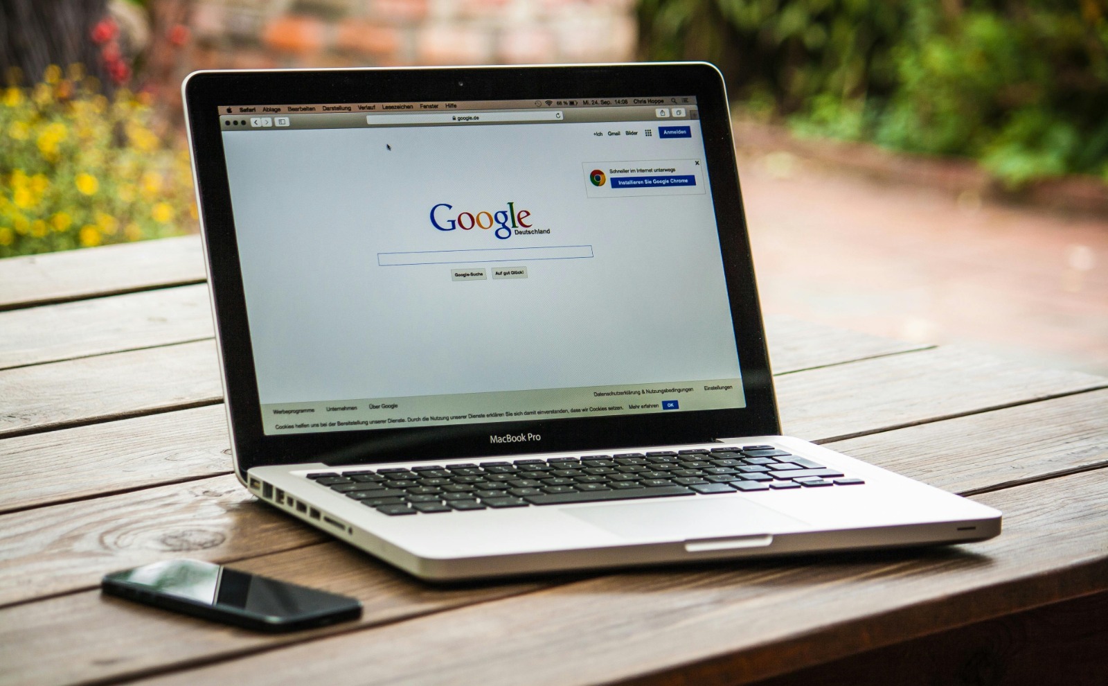 How to Start with LinkedIn Profile Rental and Avoid Risks
