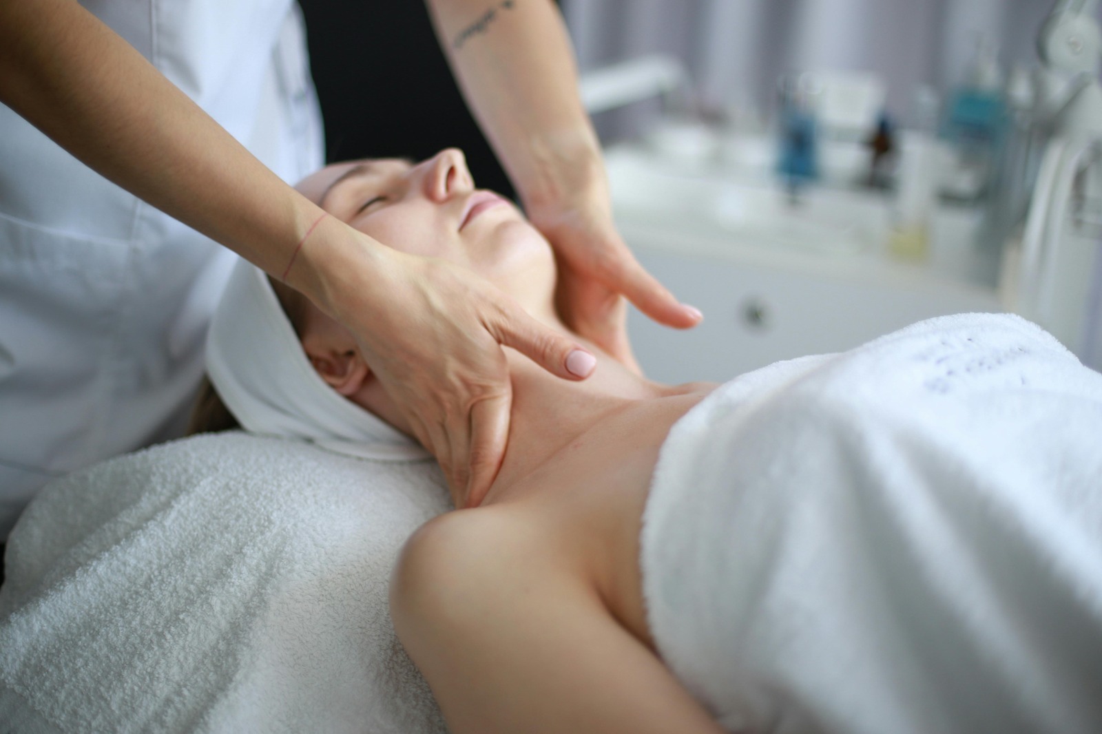 Where to Find the Best Hydrodermabrasion Near Me