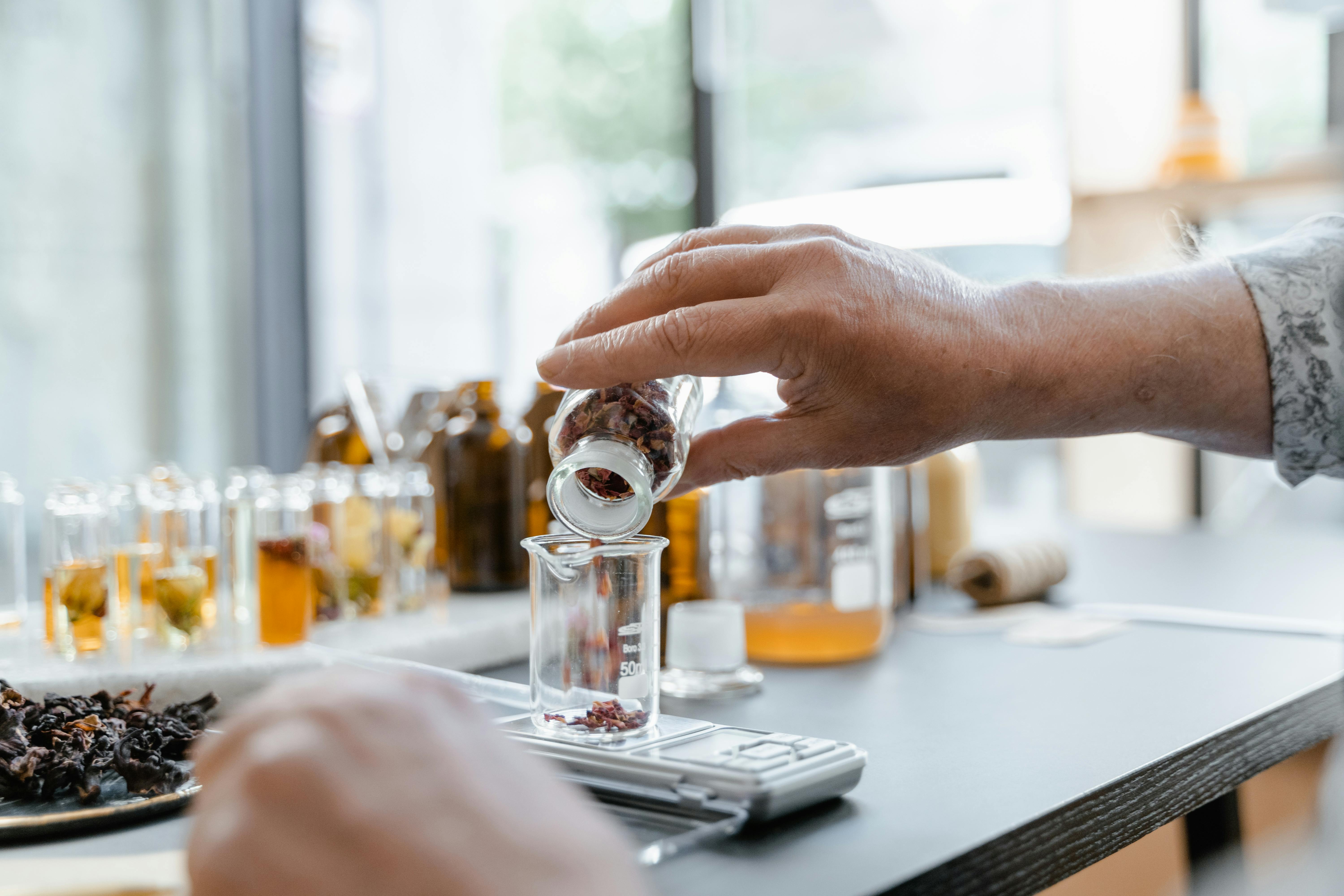Jimmy Choo Perfume: Notes, Seasons and Styling Tips for Every Scent